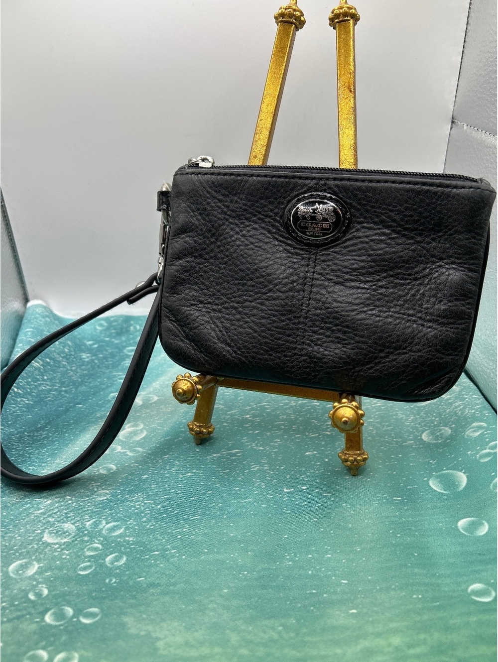 Coach Wristlet Black Leather Pink Interior GC 6” x 4”